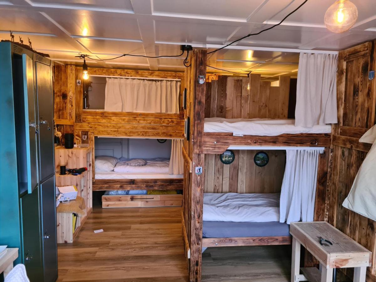 Апартаменты Backpacker Baeren Urnasch Экстерьер фото